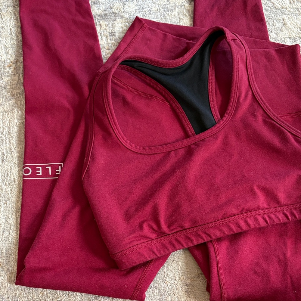Fleo Burgundy Set Size Small